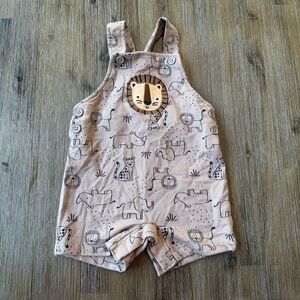 3/24$ Pekkle Baby Safari Print Lion Shortalls Short Overalls size 9 months